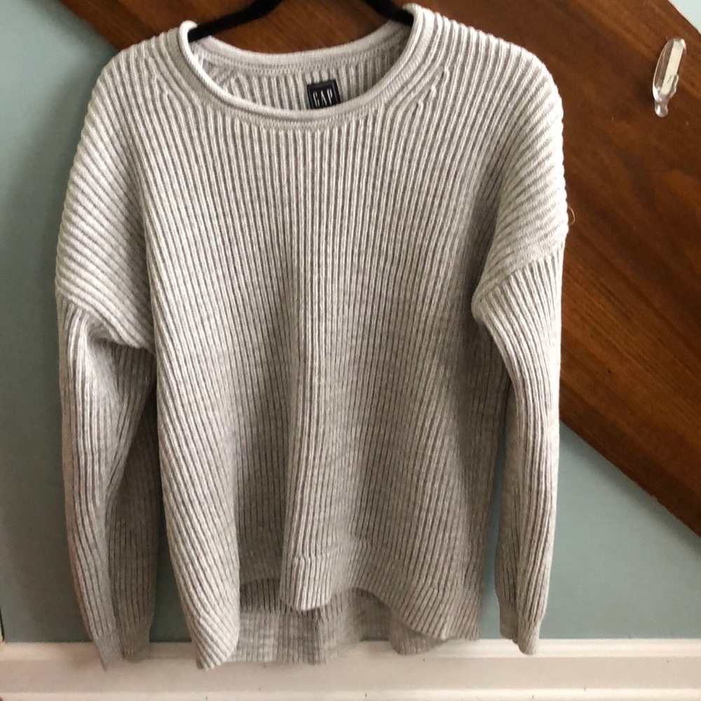Gap grey sweater